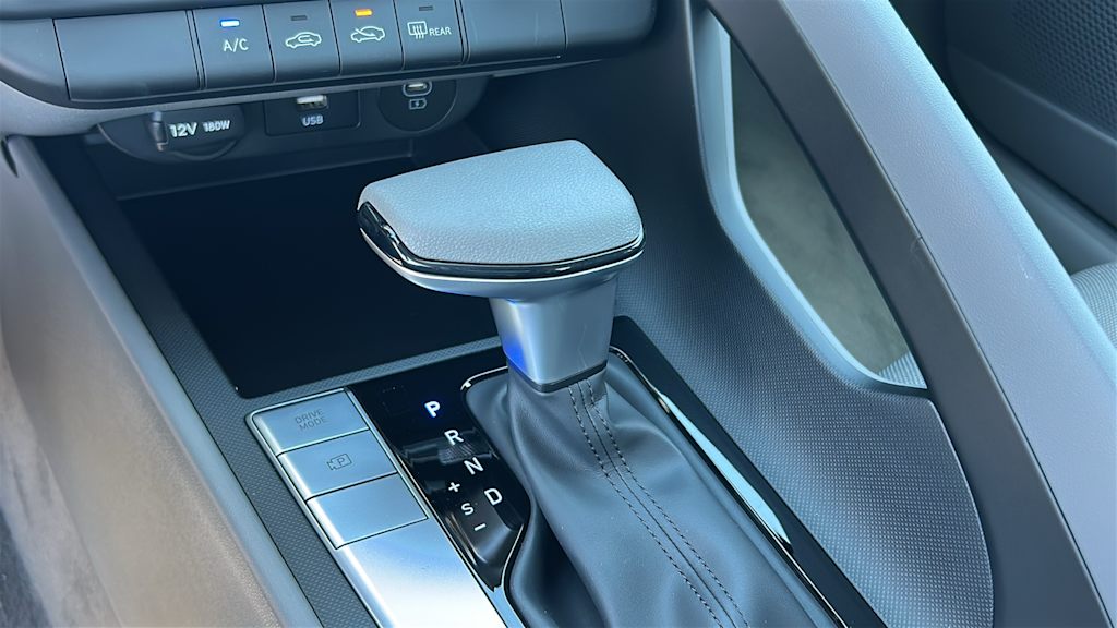Thumbnail: 2026 Hyundai Elantra - 14