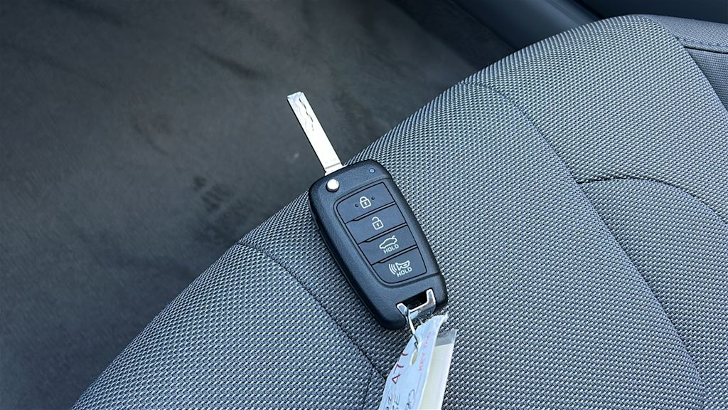 Thumbnail: 2026 Hyundai Elantra - 30