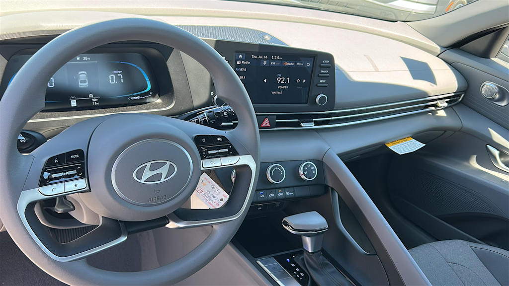 Thumbnail: 2026 Hyundai Elantra - 2