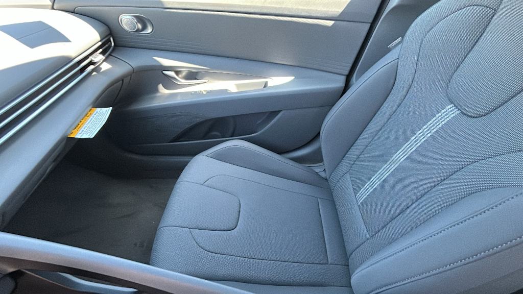 Thumbnail: 2026 Hyundai Elantra - 10