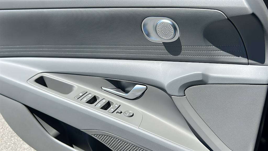 Thumbnail: 2026 Hyundai Elantra - 28