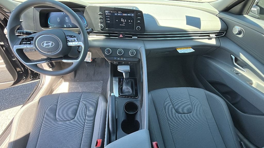 Thumbnail: 2026 Hyundai Elantra - 13