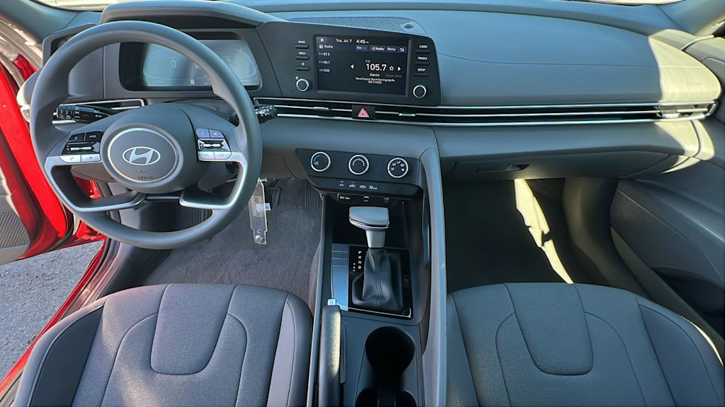 Thumbnail: 2024 Hyundai Elantra - 12
