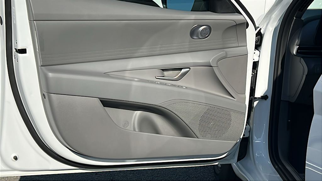 Thumbnail: 2026 Hyundai Elantra - 28
