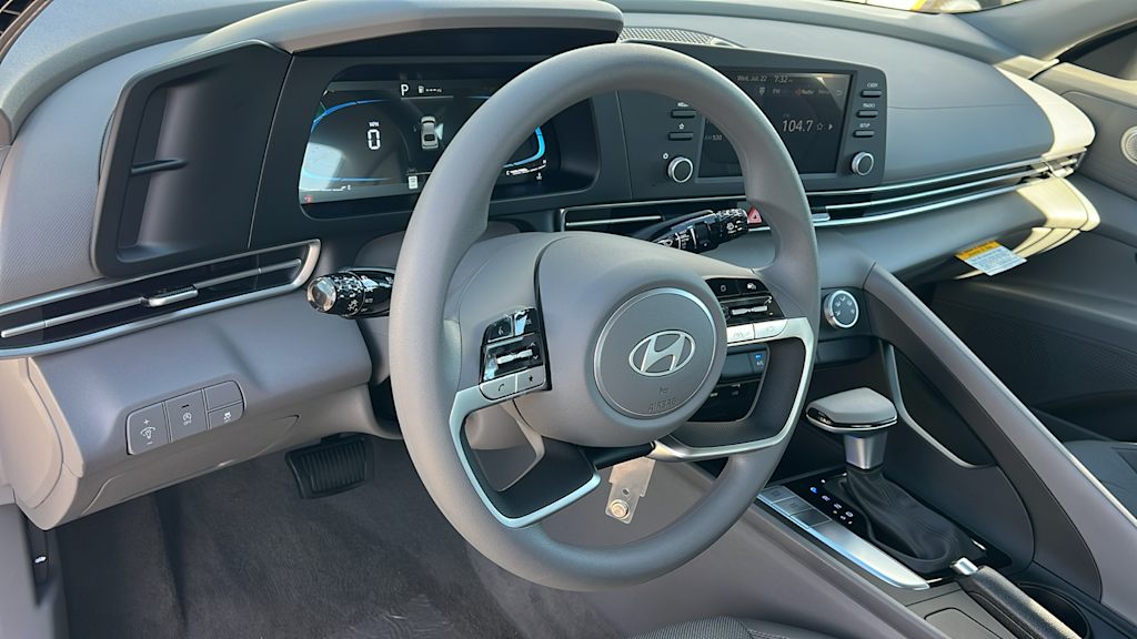 Thumbnail: 2026 Hyundai Elantra - 2