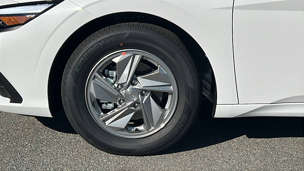 Thumbnail: 2026 Hyundai Elantra - 8