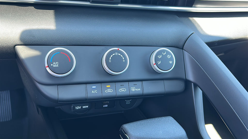 Thumbnail: 2026 Hyundai Elantra - 21
