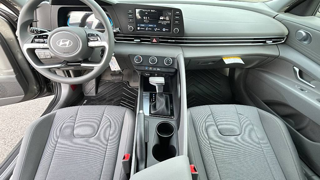 Thumbnail: 2026 Hyundai Elantra - 12