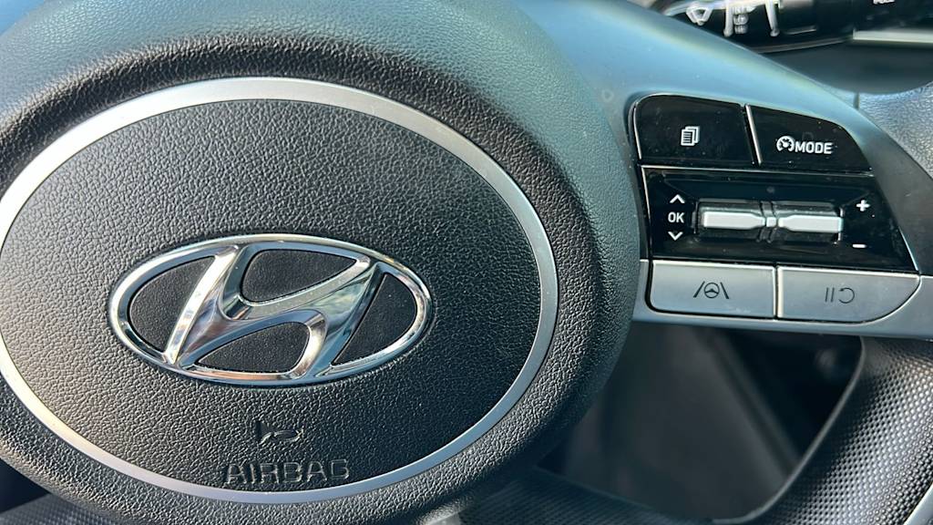 Thumbnail: 2023 Hyundai Elantra - 27