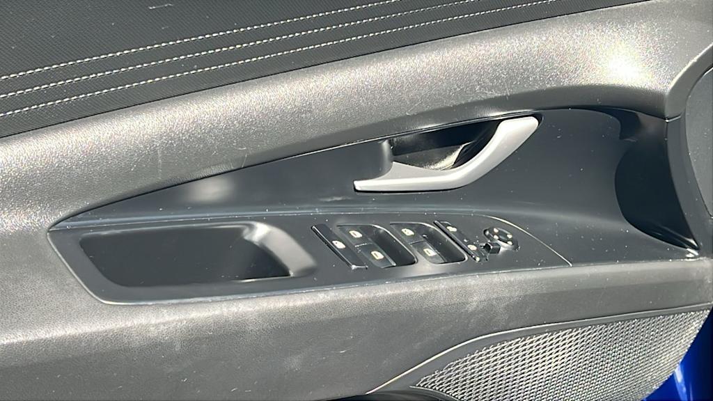 Thumbnail: 2023 Hyundai Elantra - 28