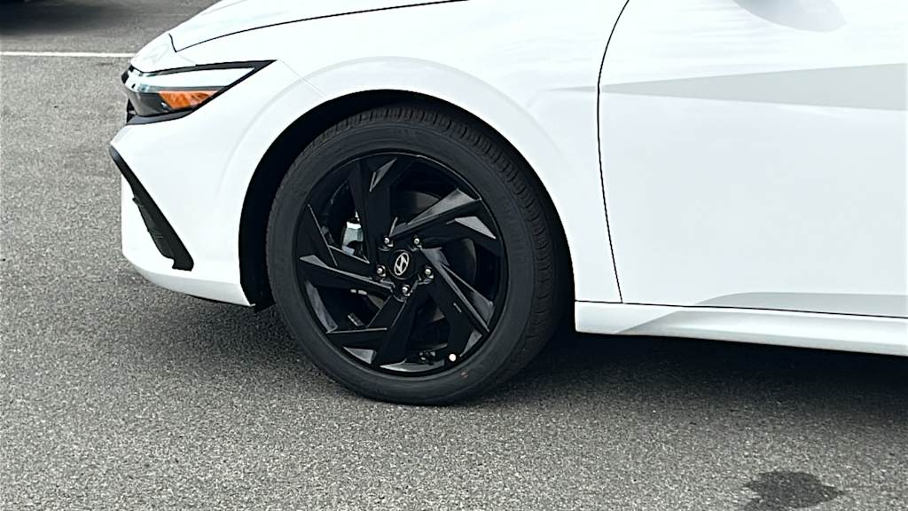 Thumbnail: 2026 Hyundai Elantra - 8