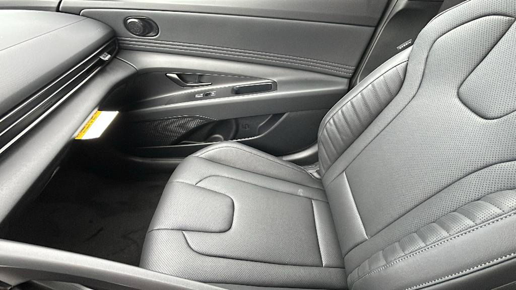 Thumbnail: 2026 Hyundai Elantra - 10