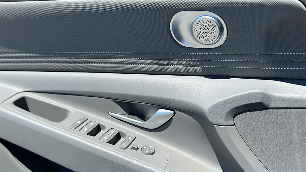 Thumbnail: 2026 Hyundai Elantra - 26