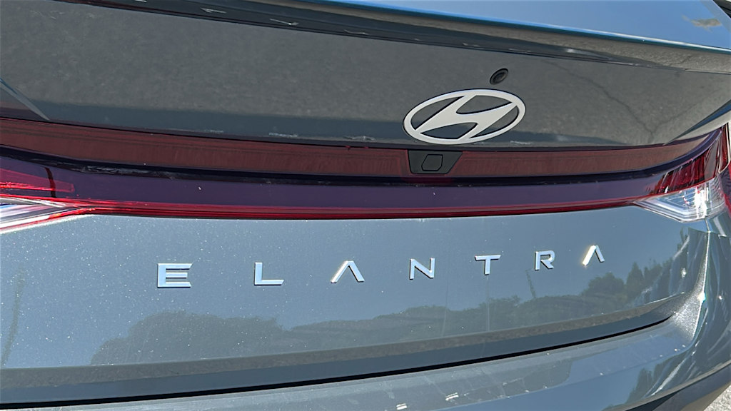Thumbnail: 2026 Hyundai Elantra - 30