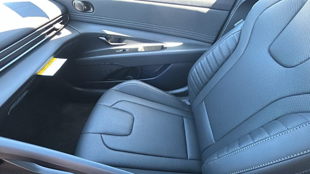 Thumbnail: 2026 Hyundai Elantra - 11