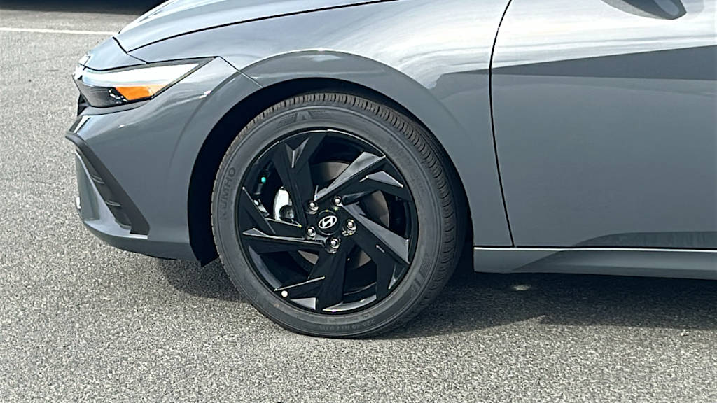 Thumbnail: 2026 Hyundai Elantra - 8