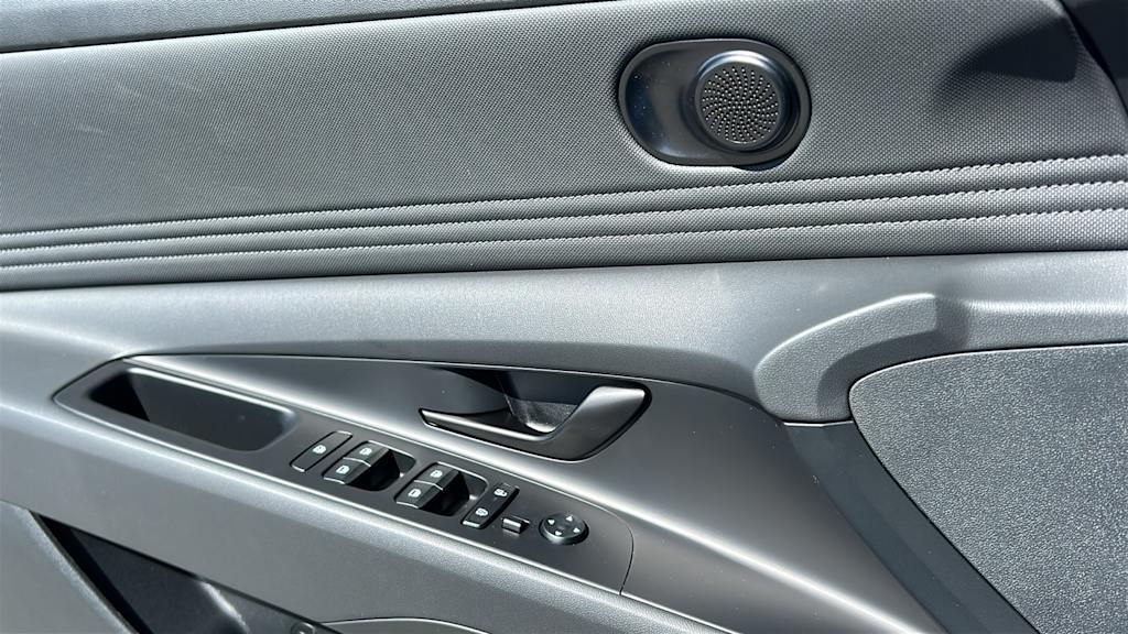 Thumbnail: 2026 Hyundai Elantra - 27