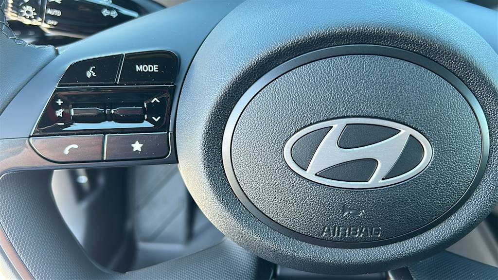 Thumbnail: 2026 Hyundai Elantra - 24
