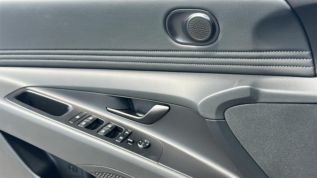 Thumbnail: 2026 Hyundai Elantra - 26