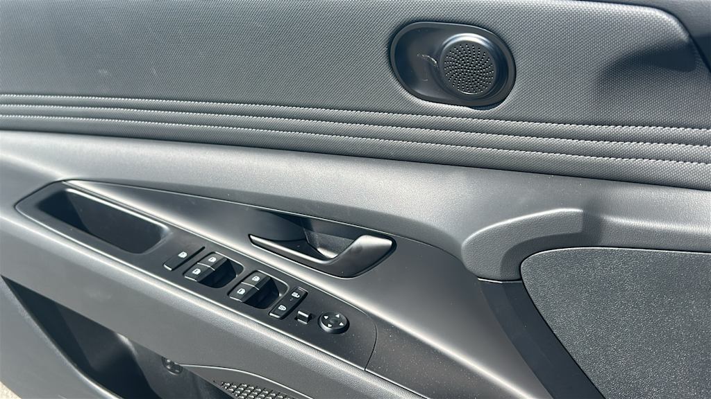 Thumbnail: 2026 Hyundai Elantra - 7