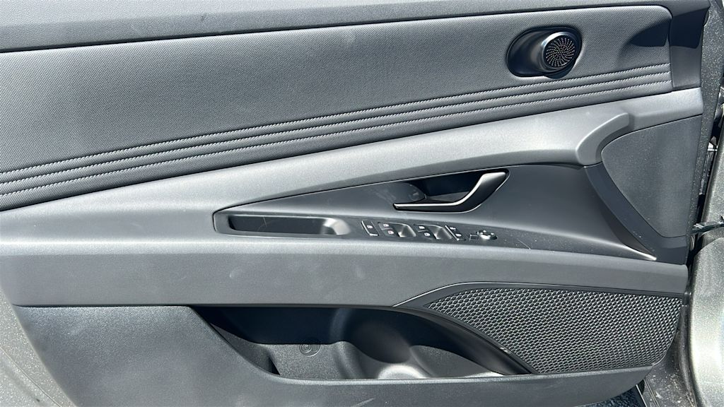 Thumbnail: 2026 Hyundai Elantra - 28