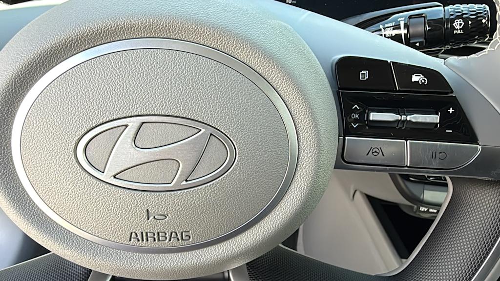 Thumbnail: 2025 Hyundai Elantra - 26