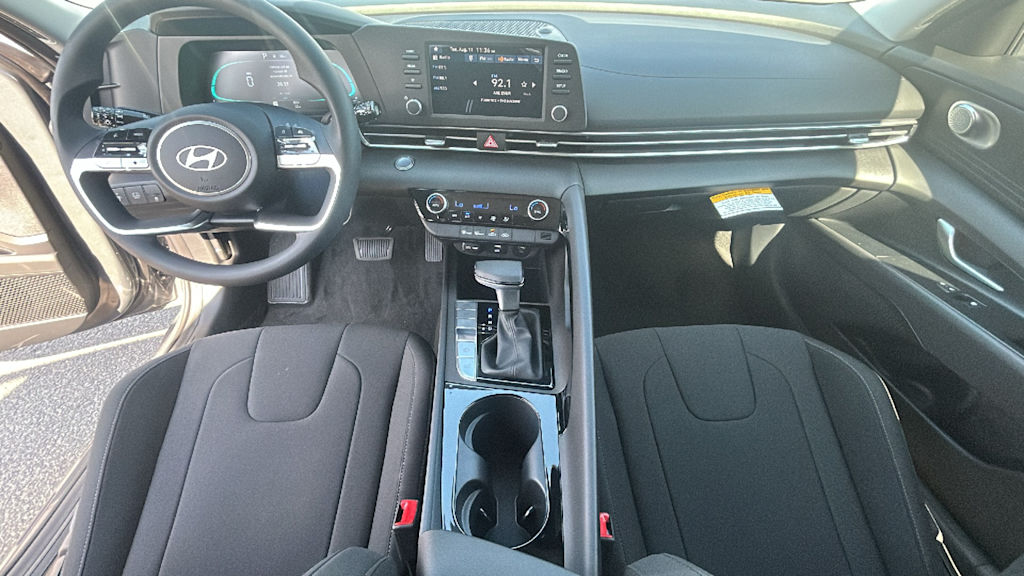 Thumbnail: 2026 Hyundai Elantra - 12