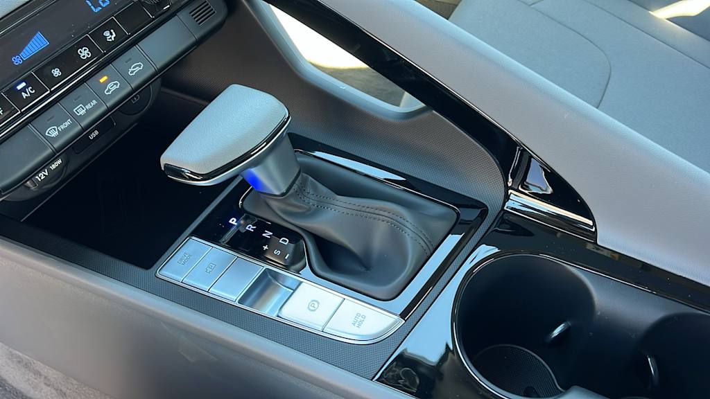 Thumbnail: 2026 Hyundai Elantra - 15