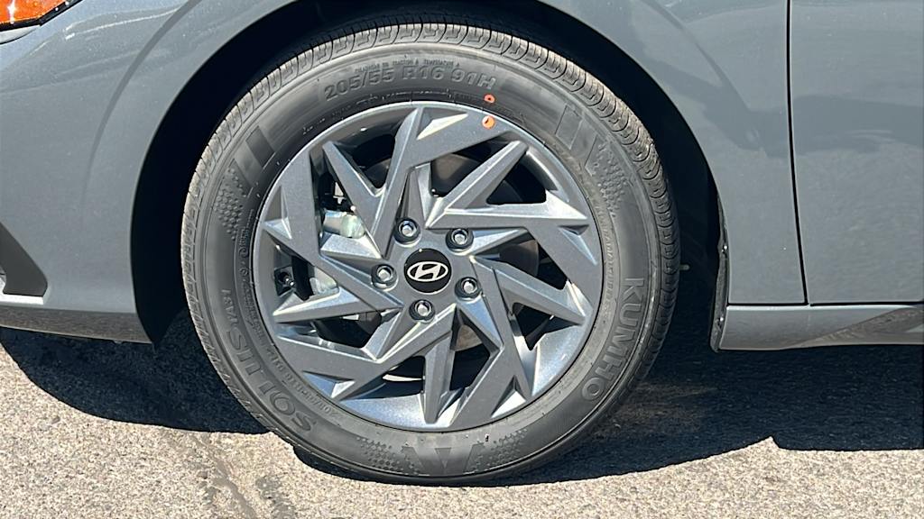 Thumbnail: 2026 Hyundai Elantra - 8