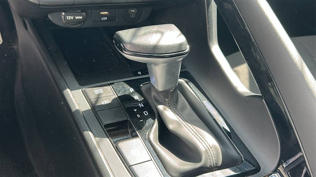 Thumbnail: 2025 Hyundai Elantra - 12