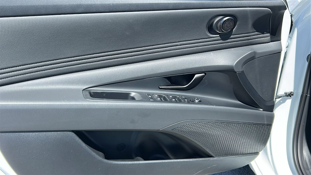 Thumbnail: 2026 Hyundai Elantra - 28