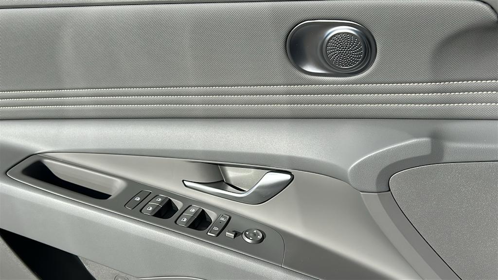 Thumbnail: 2026 Hyundai Elantra - 27