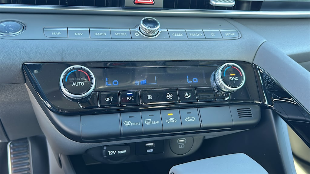 Thumbnail: 2026 Hyundai Elantra - 22