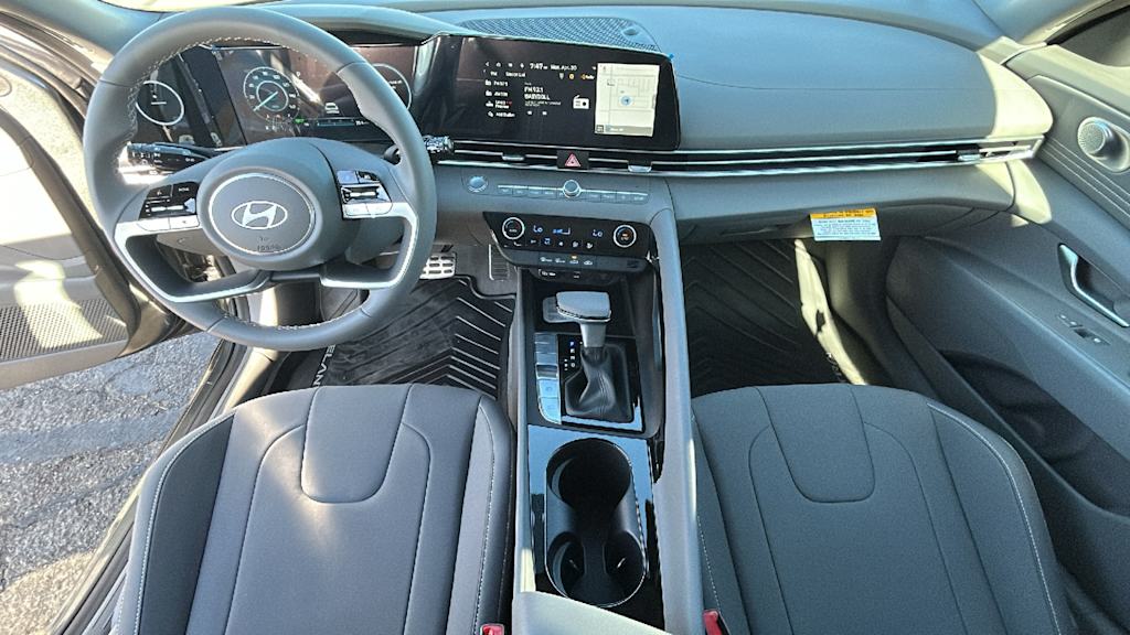 Thumbnail: 2026 Hyundai Elantra - 12