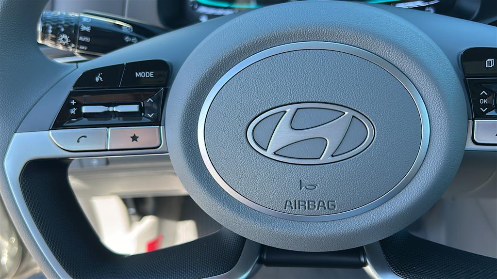 Thumbnail: 2026 Hyundai Elantra - 24
