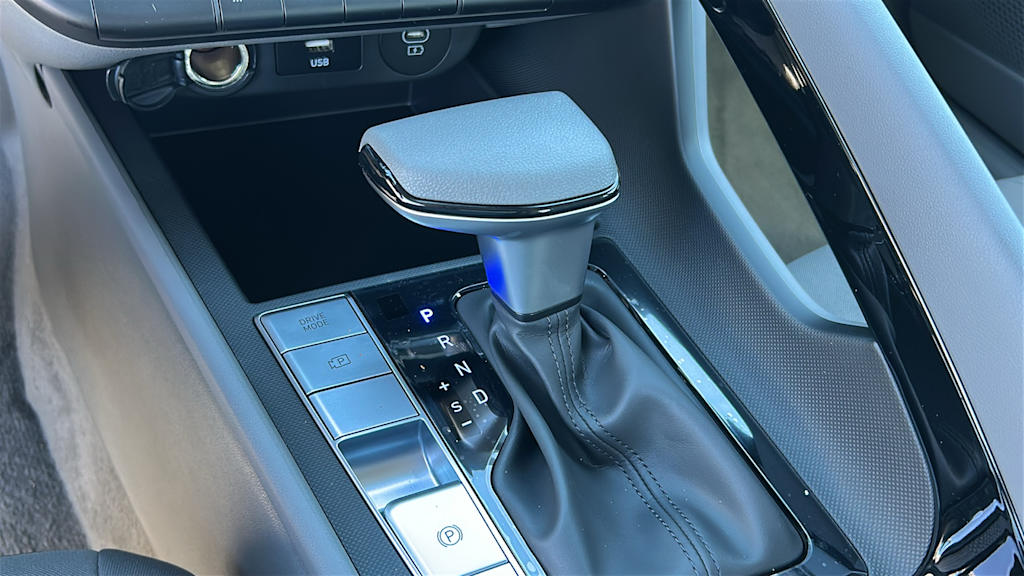 Thumbnail: 2026 Hyundai Elantra - 15