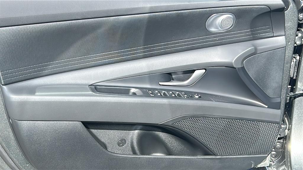 Thumbnail: 2026 Hyundai Elantra - 27
