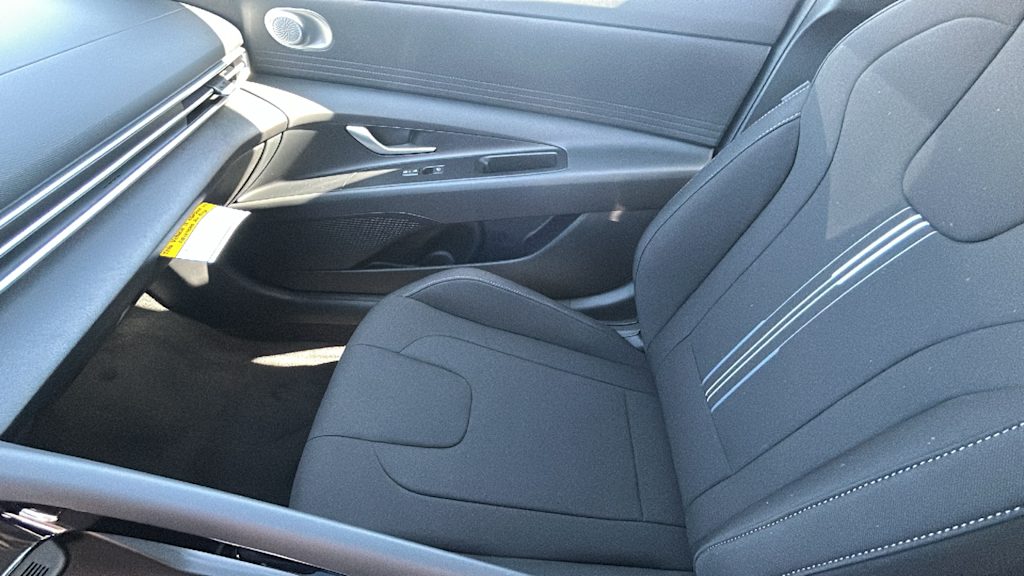 Thumbnail: 2026 Hyundai Elantra - 9