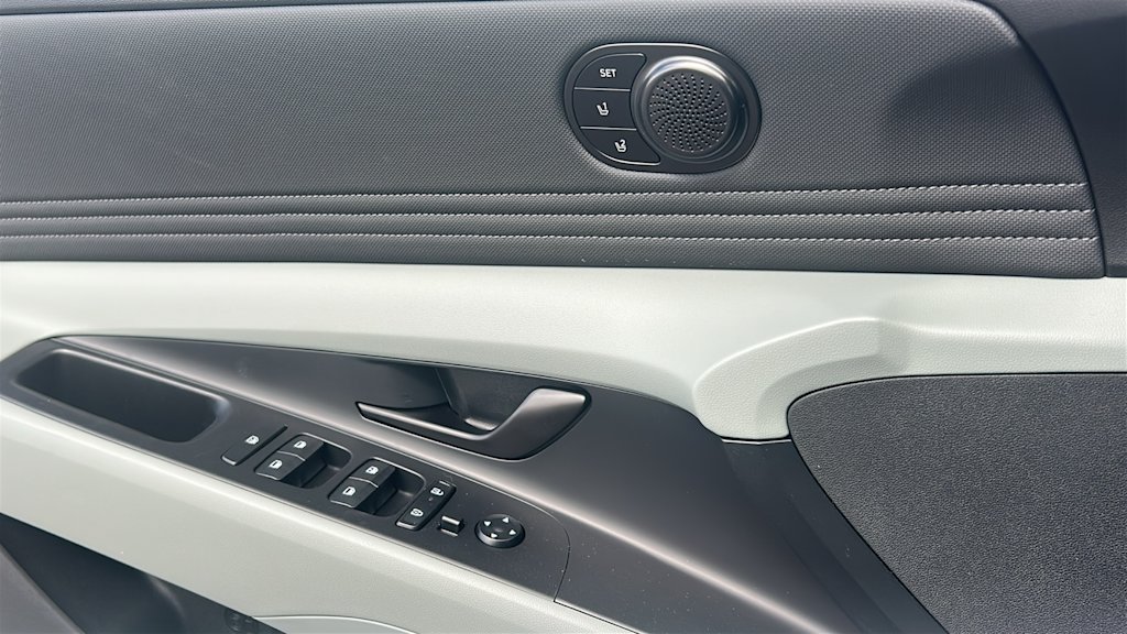 Thumbnail: 2026 Hyundai Elantra - 7