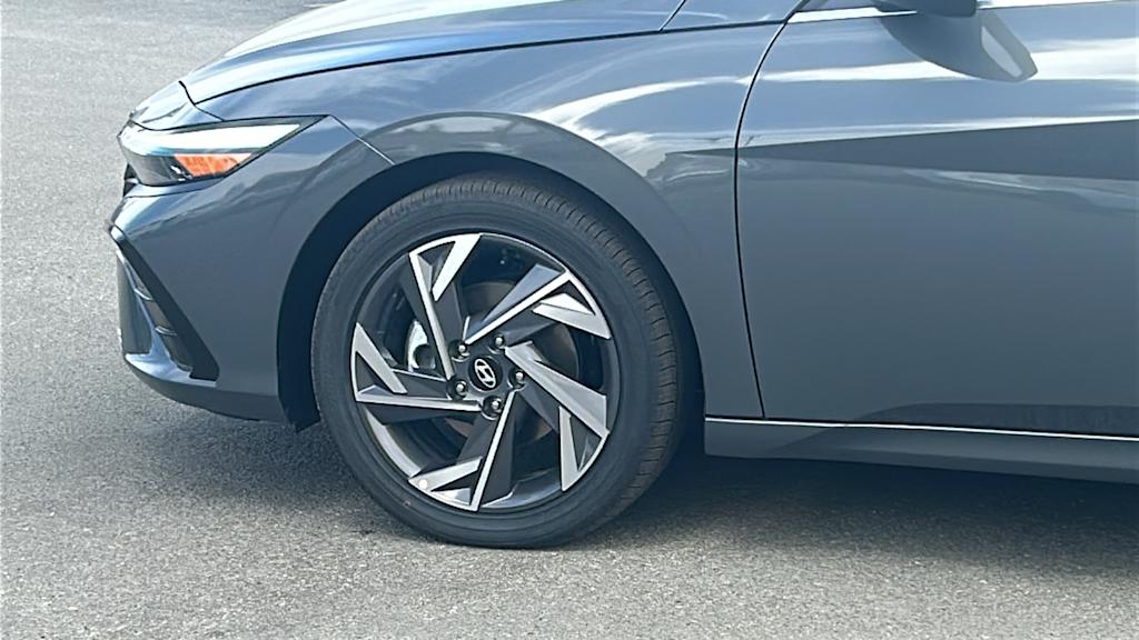 Thumbnail: 2026 Hyundai Elantra - 8