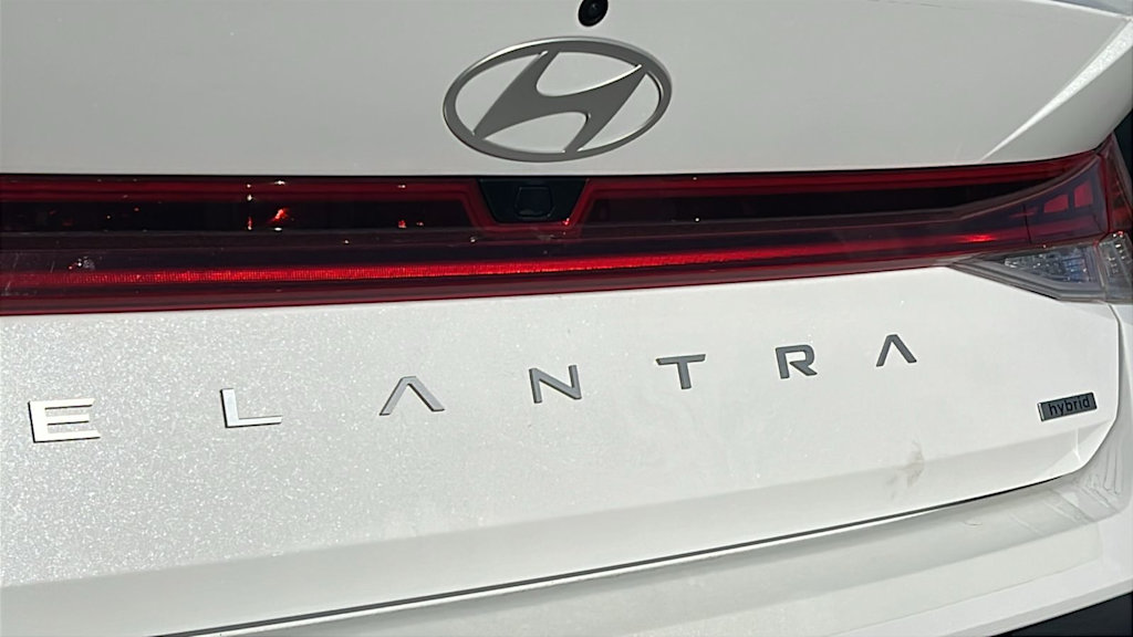 Thumbnail: 2025 Hyundai Elantra - 6