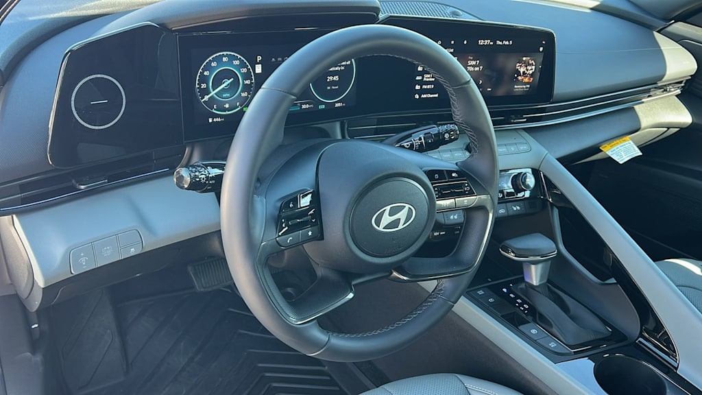 Thumbnail: 2025 Hyundai Elantra - 2