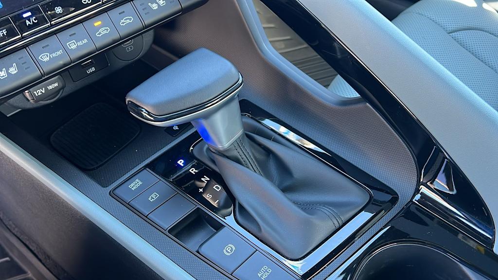 Thumbnail: 2025 Hyundai Elantra - 14