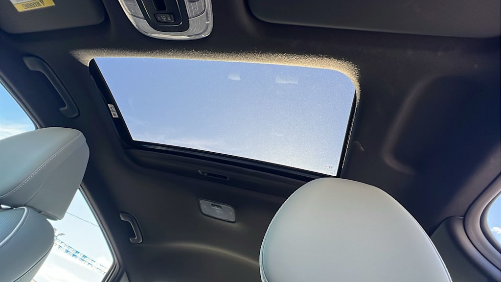 Thumbnail: 2025 Hyundai Elantra - 31