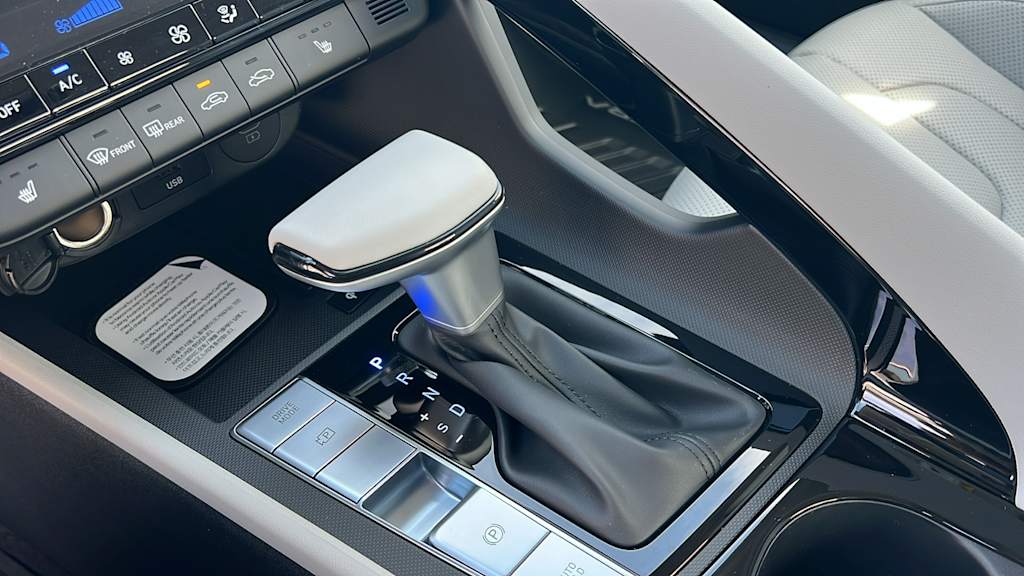 Thumbnail: 2026 Hyundai Elantra - 14