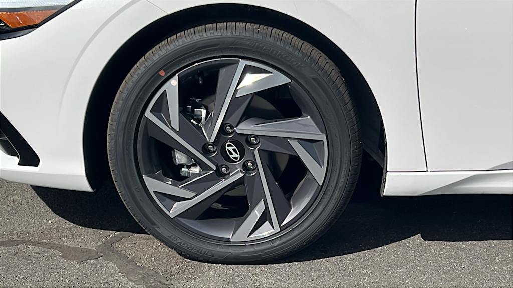 Thumbnail: 2026 Hyundai Elantra - 7