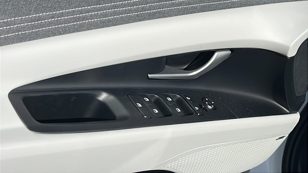 Thumbnail: 2026 Hyundai Elantra - 27