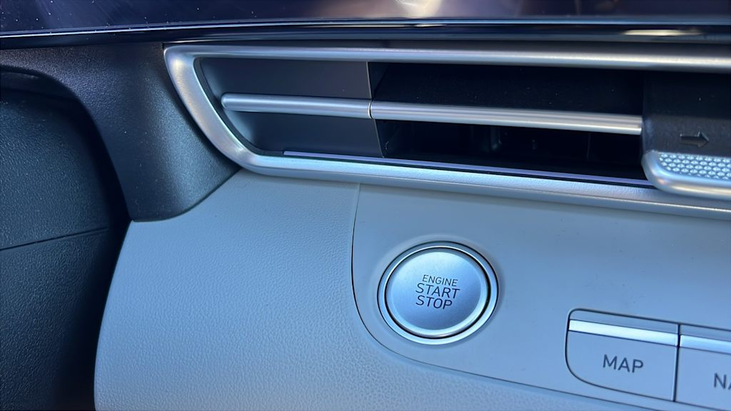 Thumbnail: 2025 Hyundai Elantra - 23