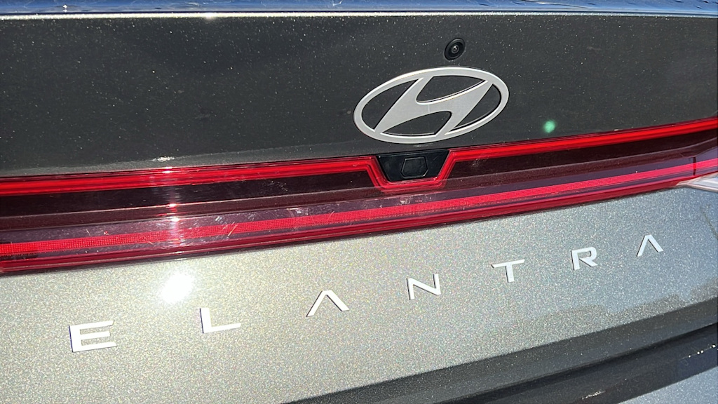 Thumbnail: 2025 Hyundai Elantra - 30
