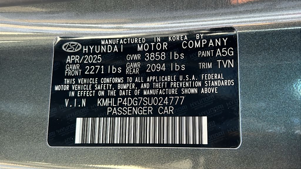 Thumbnail: 2025 Hyundai Elantra - 18